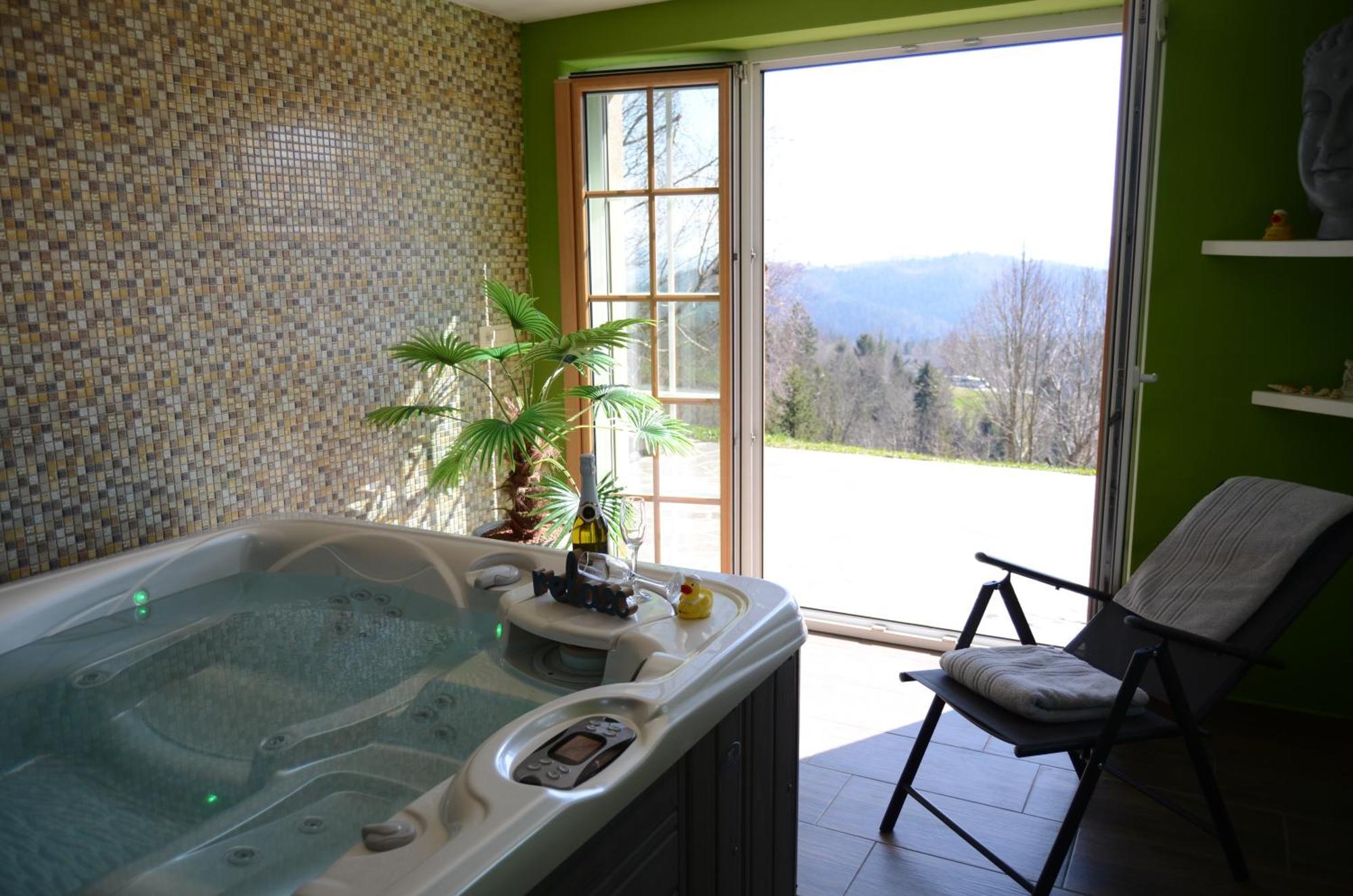 Holiday Home With Hot Tub And Sauna Sabina Rovte Ngoại thất bức ảnh