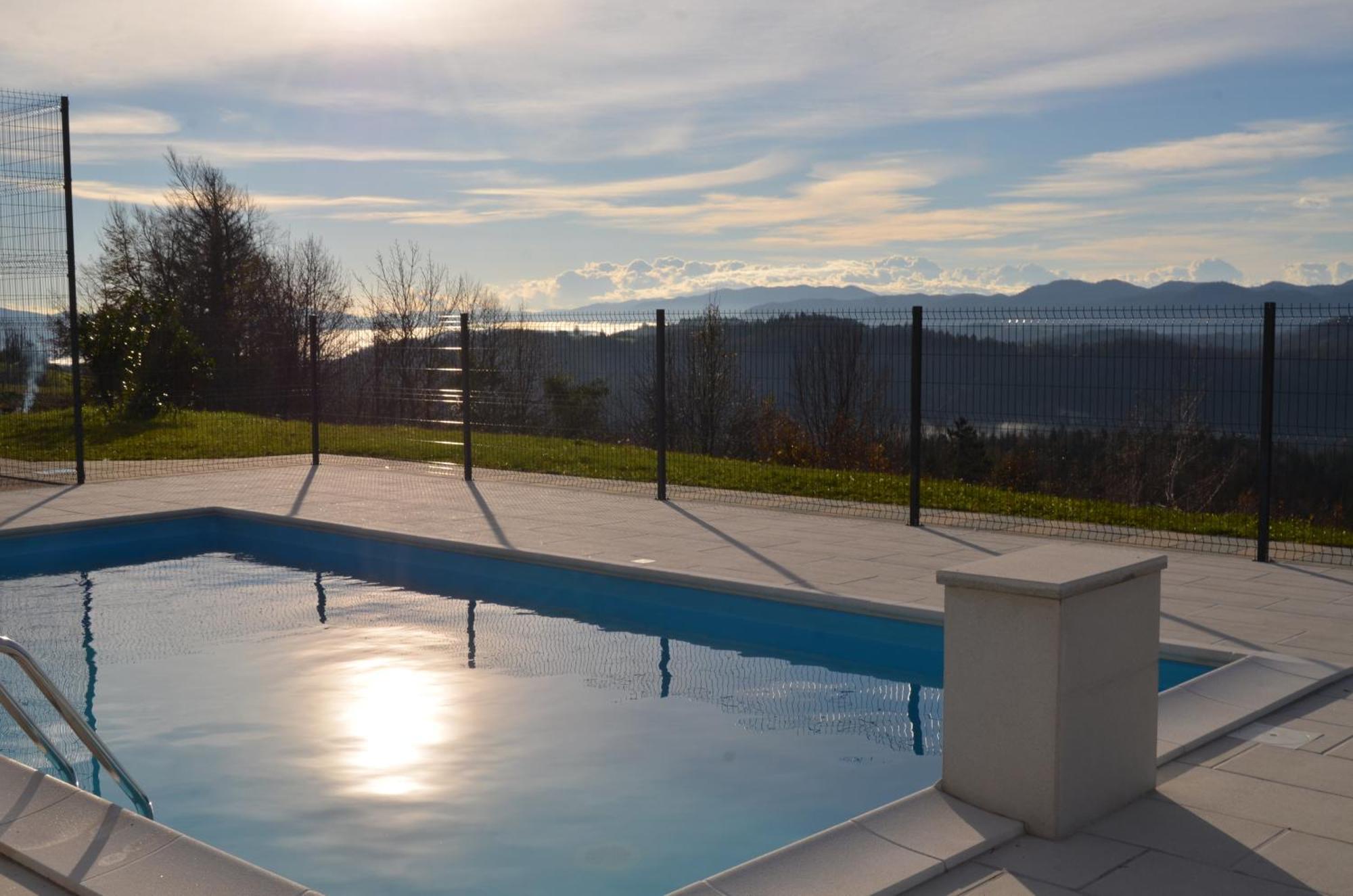 Holiday Home With Hot Tub And Sauna Sabina Rovte Ngoại thất bức ảnh